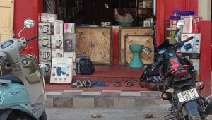 Semi Furnished Commertial Property for Rent