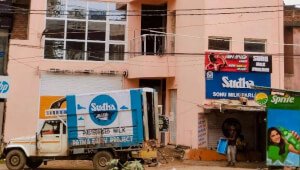 Commercial Space for rent At Saguna More 